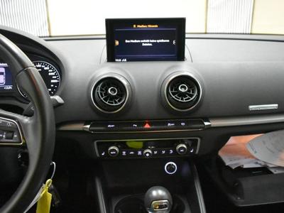 Audi A3 Sportback  basis 1.6 TDI  85KW  AT7  E6