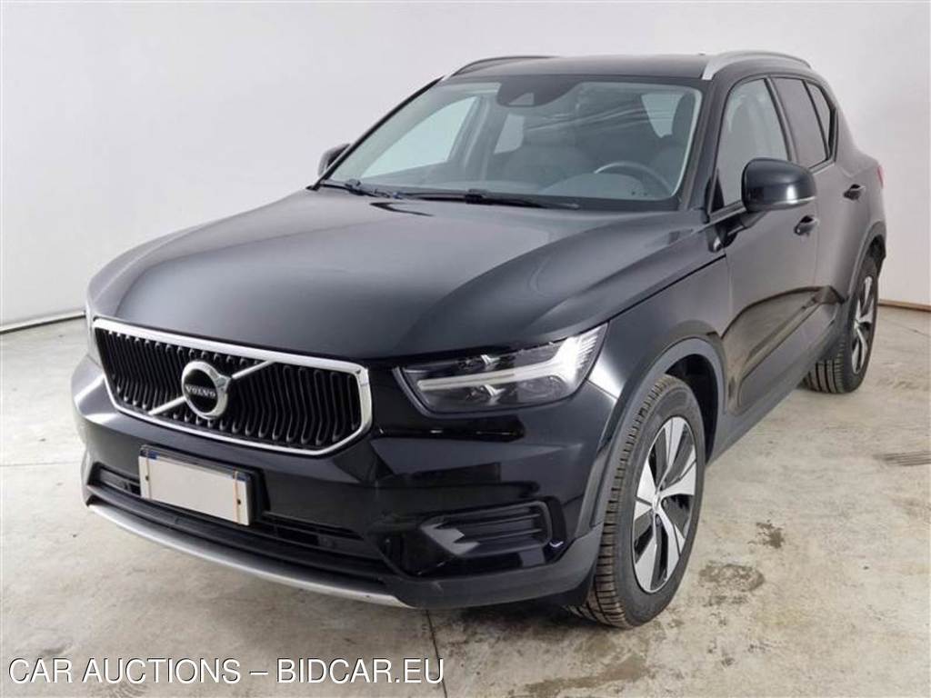 VOLVO XC40 / 2017 / 5P / SUV D3 GEARTRONIC MOMENTUM MY21