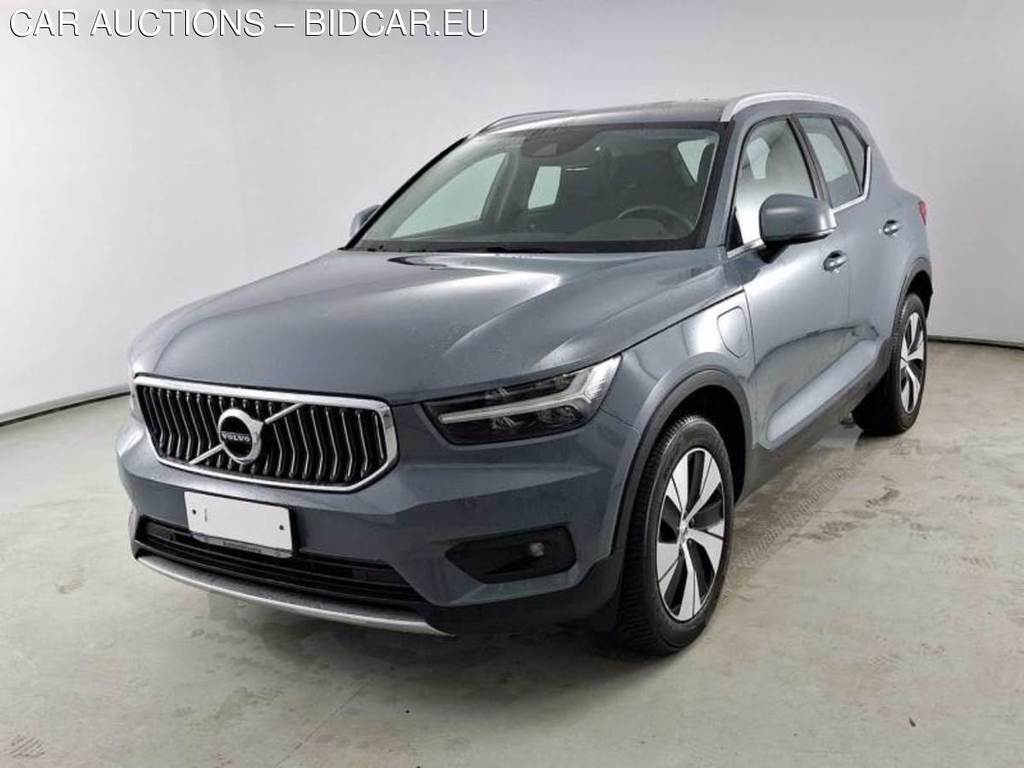 VOLVO XC40 / 2017 / 5P / SUV T5 PLUG-IN HYBRID AUTO RECH INSCRIP EXPR