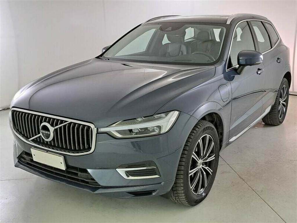 VOLVO XC60 / 2017 / 5P / SUV T6 PLUG-IN AWD AUTO RECHARGE INSCR.