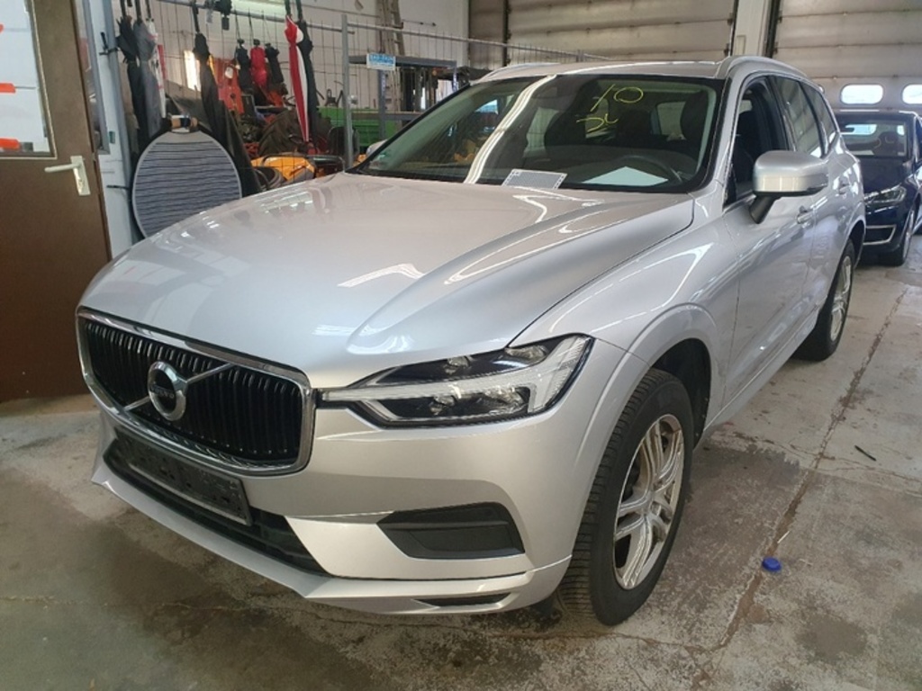 Volvo XC60 D4 AWD Momentum Pro