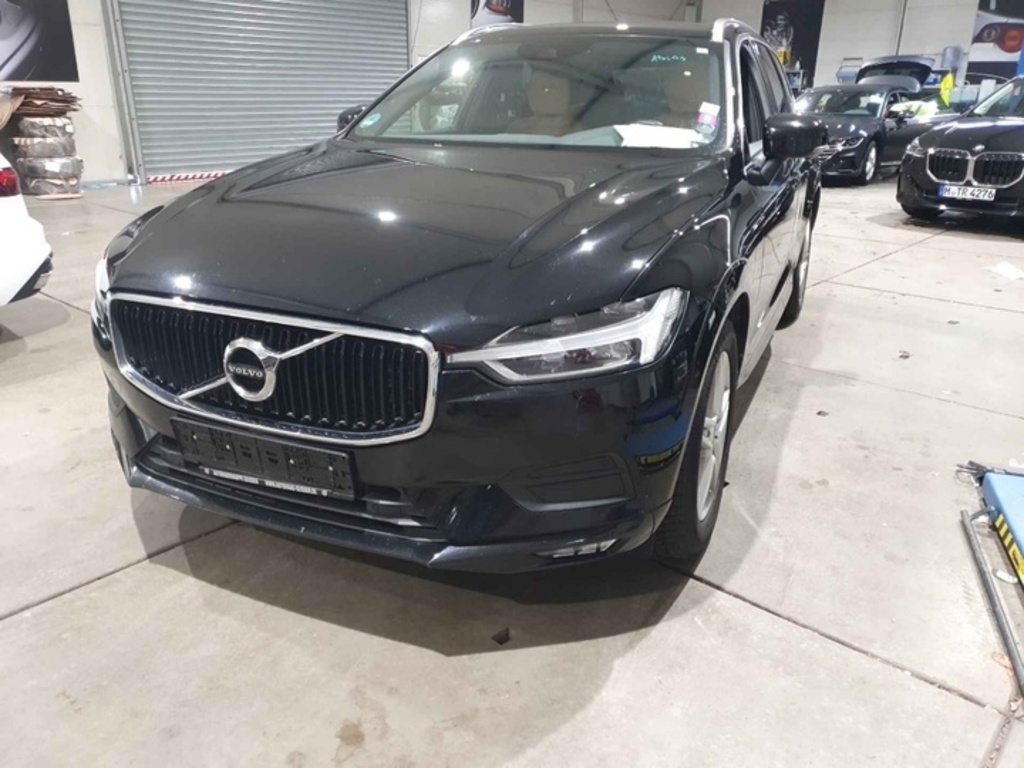 Volvo XC60 B4 AWD Momentum Pro Geartronic