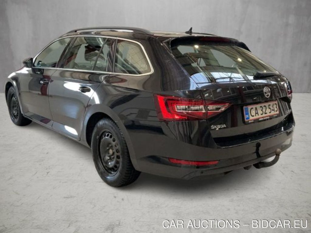 Skoda Superb 2.0 TDI 150 Ambition AdBlue DSG7 Combi 5d