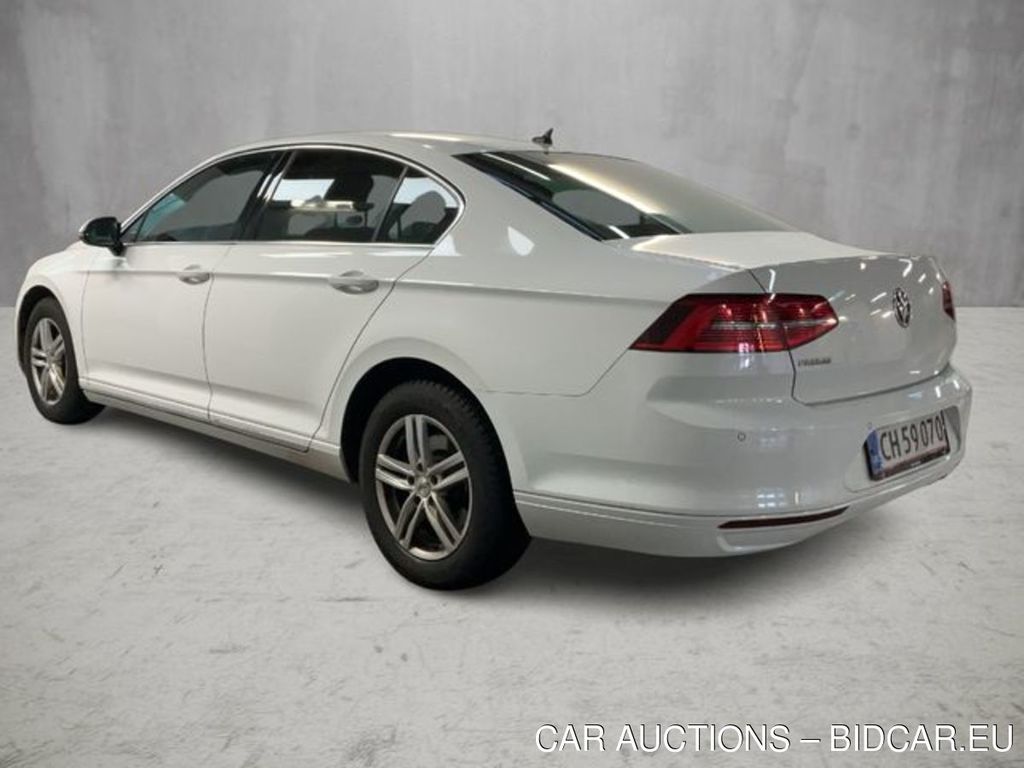 Volkswagen Passat 2.0 TDI 150 SCR COMFORTLINE PREMIUM DSG 4d