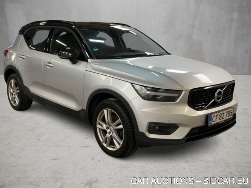 Volvo XC40 2.0 D4 4WD R-DESIGN VBL AUTO 5d