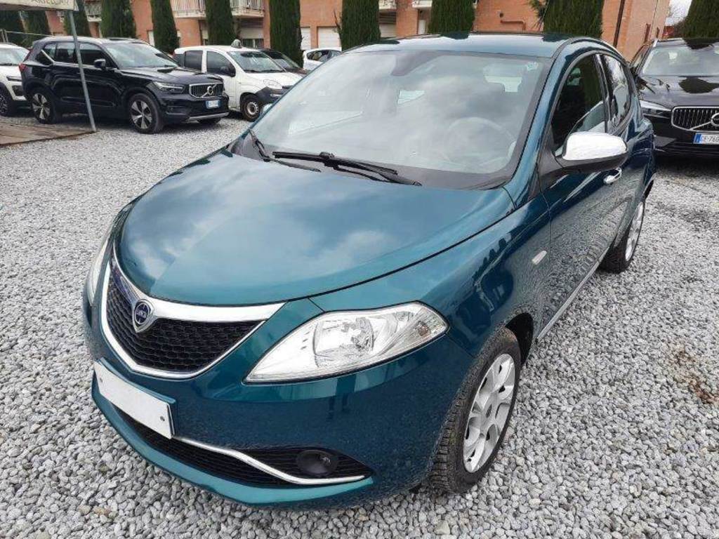 LANCIA YPSILON / 2015 / 5P / BERLINA 1.2 69CV GPL ECOCHIC PLATINUM