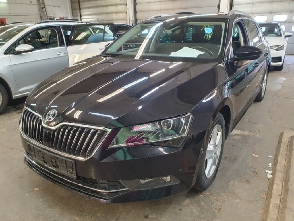 Skoda Superb 2.0 TDI SCR DSG Ambition Combi