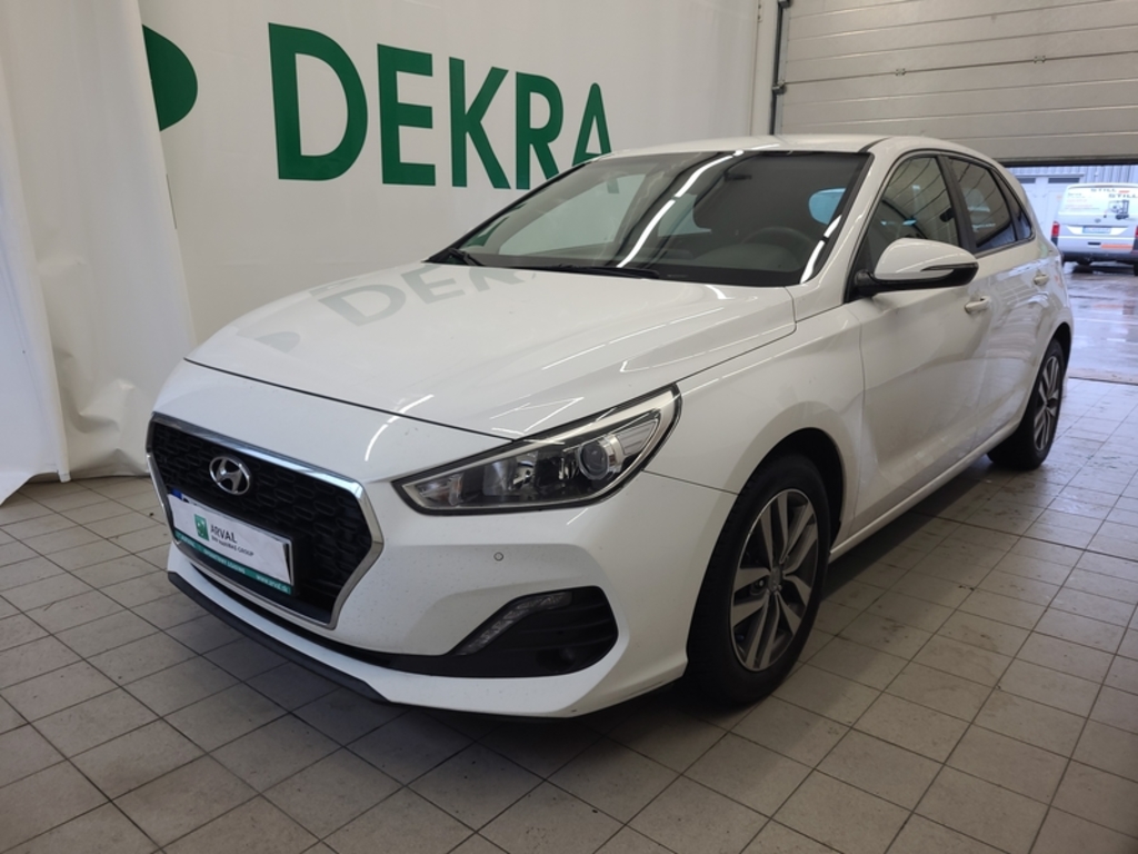 Hyundai i30 (PD)(01.2017 ->) i30 1.4TGDi 103 Family AT