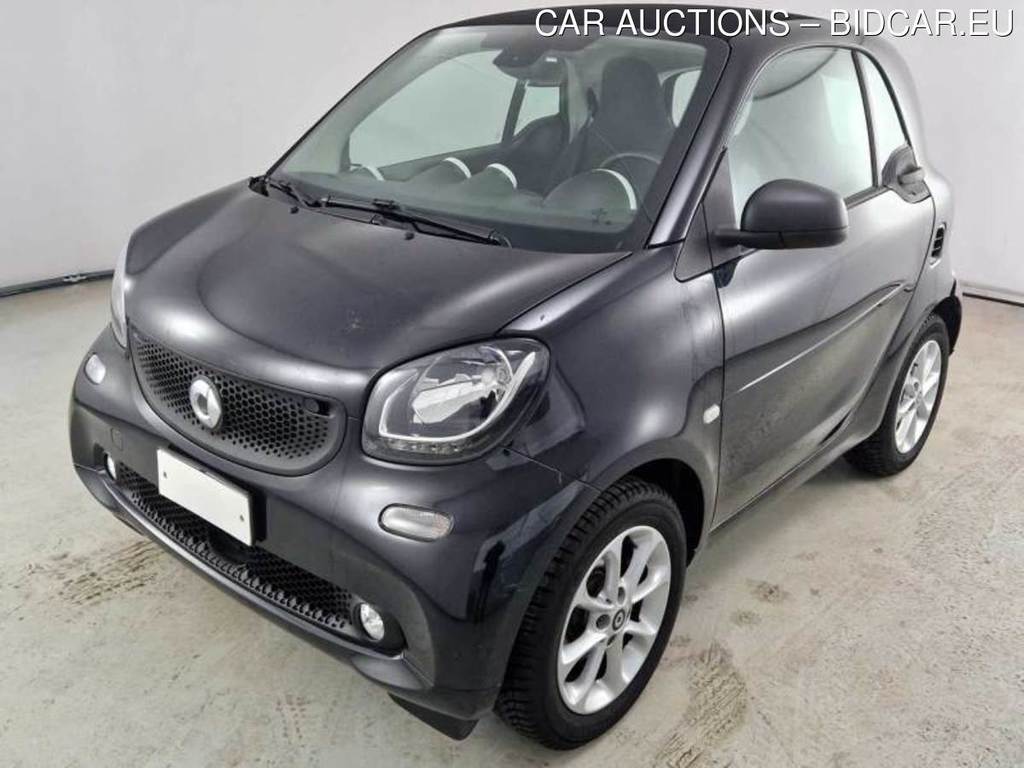SMART FORTWO COUPГ€ / 2014 / 3P / COUPE 70 1.0 52KW YOUNGSTER TWINAMIC