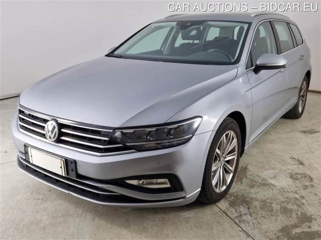 VOLKSWAGEN Passat / 2019 / 5P / Station wagon Var. 2.0TDI SCR EVO 110kW Busin. BMT DSG