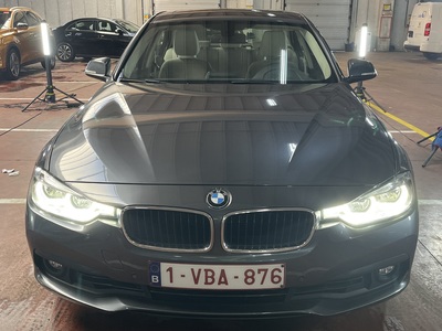 BMW, 3-serie 4drs &#039;15, BMW 3 Reeks Berline 318i (100 kW) 4d