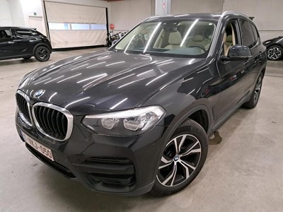 BMW X3 sDrive18dA 136PK Advantage Pack Business &amp; Heated Steering Wheel &amp; Travel &amp; Parking Assistant Pack Plus &amp; Rear View Camera