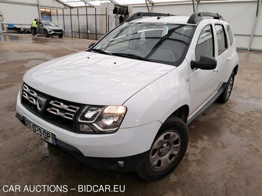 DACIA DUSTER 5p UF LaurГ©ate Edition 2016 dCi 110E6 4x4 5P