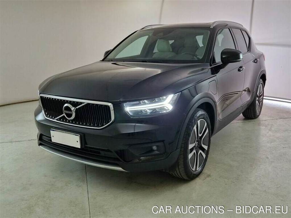 VOLVO XC40 / 2017 / 5P / SUV T5 TWIN ENGINE GEARTRONIC BUSINESS PLUS