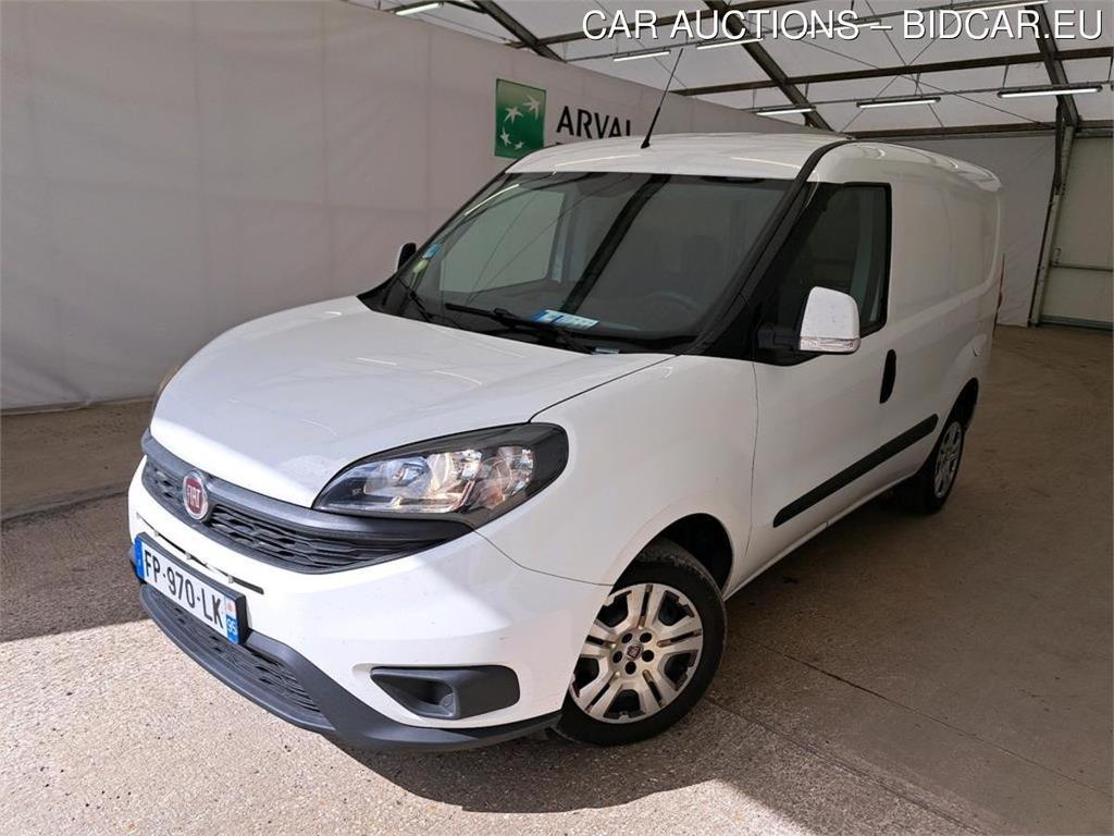 FIAT DoblГІ Cargo / 2015 / 4P / Fourgonnette 1.3 Multijet 95 Pack Pro Nav