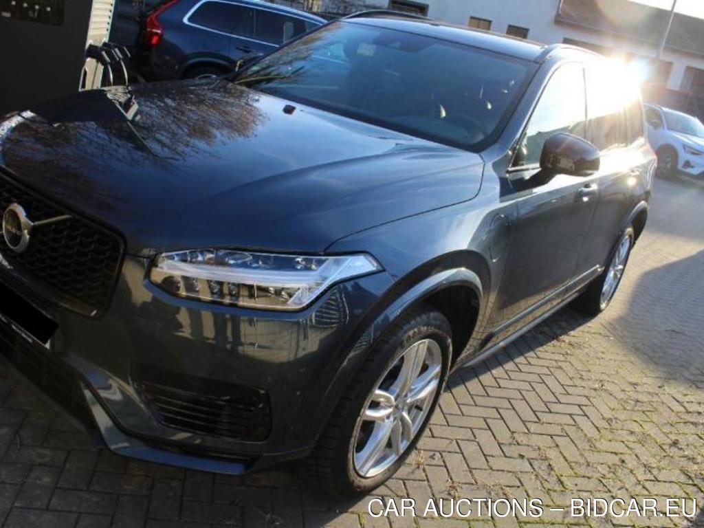 Volvo XC90  R Design Recharge Plug-In Hybrid AWD 2.0  288KW  AT8  7 Sitzer  E6d