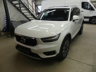 Volvo XC40 Momentum Pro AWD 2.0 140KW AT8 E6dT