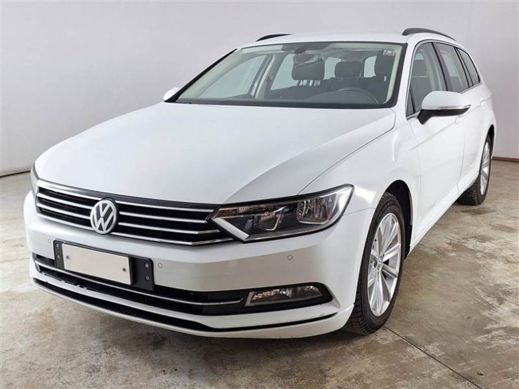VOLKSWAGEN PASSAT / 2014 / 5P / STATION WAGON VARIANT 2.0 TDI 110KW BUSINESS BMT