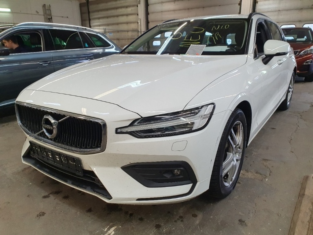 Volvo V60 B3 Geartronic Momentum Pro