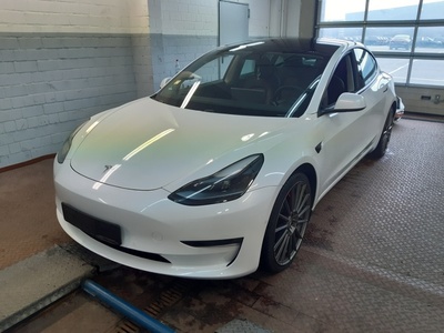 Tesla Model 3 Performance - Allradantrieb mit Dualmoto