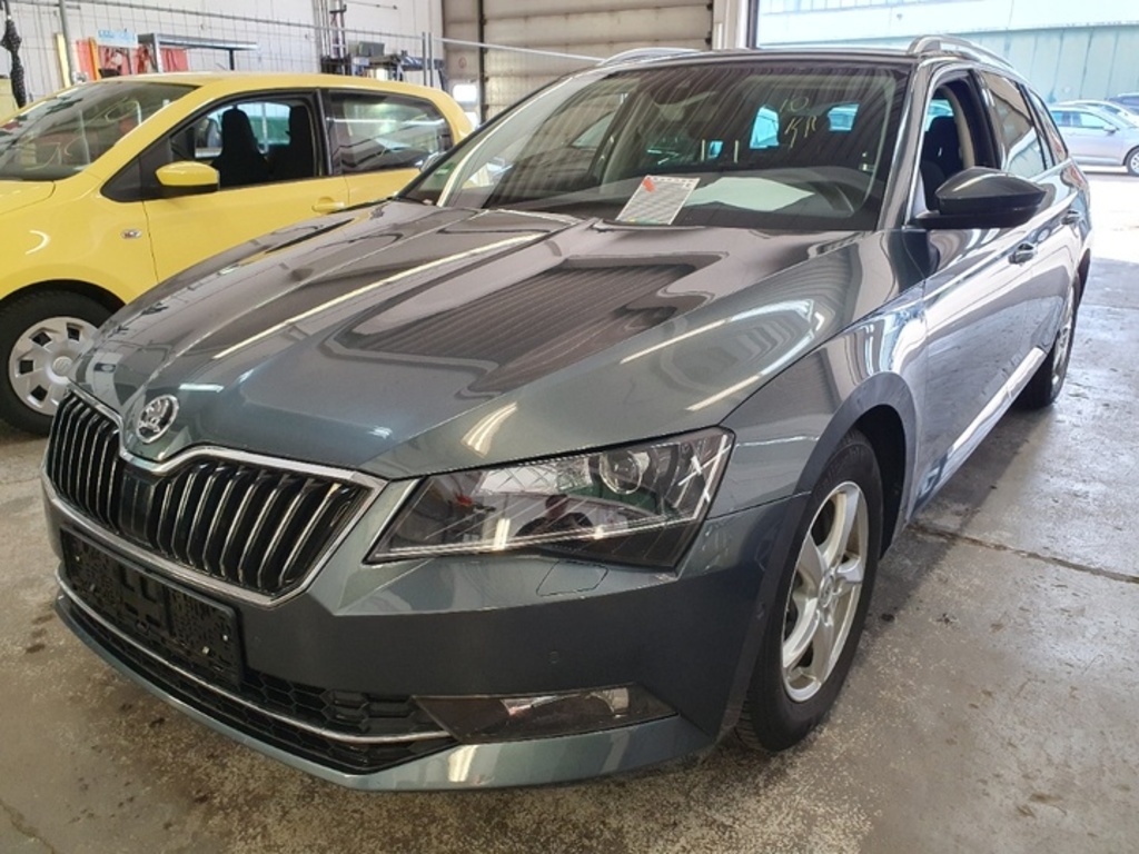 Skoda Superb 2.0 TDI SCR DSG Style Combi