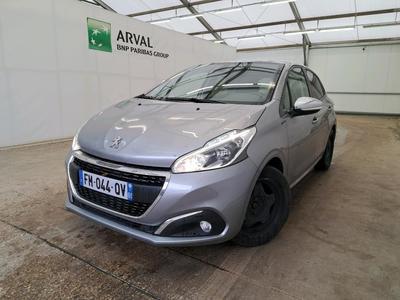 PEUGEOT 208 / 2015 / 5P / Berline Puretech 82 Signature(SP)