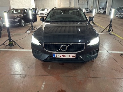 Volvo, V60 &#039;18, Volvo V60 D3 Geartronic Momentum 5d