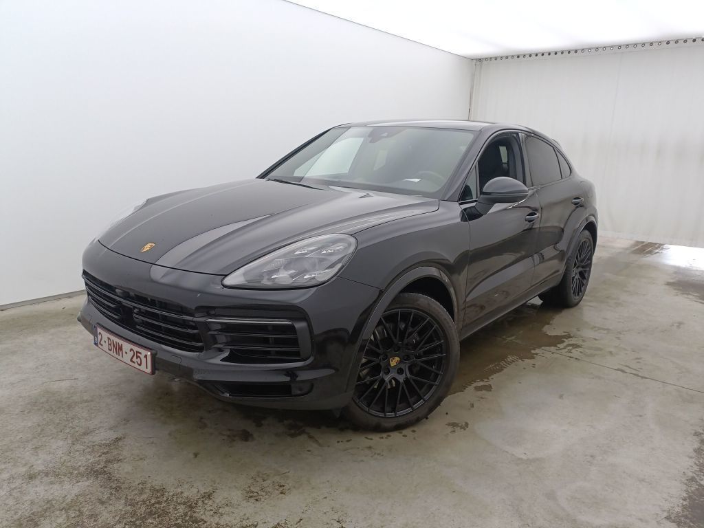 Porsche Cayenne Coupé 3.0 E-Hybrid 5d (total options: 31.000,00 Ex.Vat)