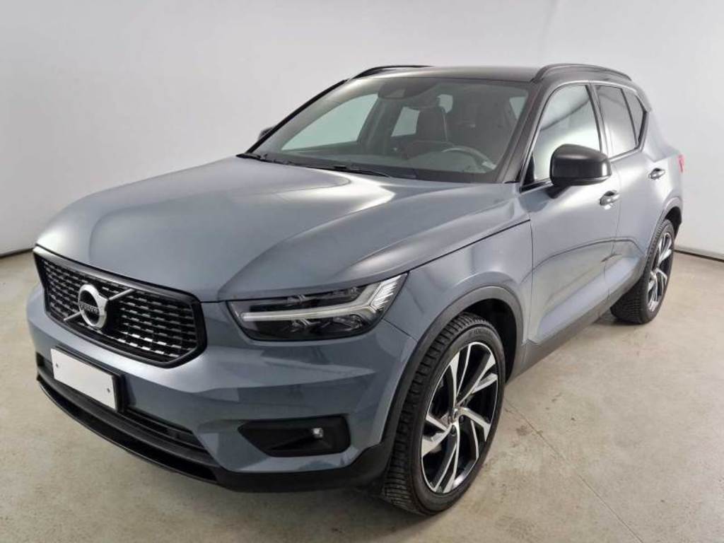 VOLVO XC40 / 2017 / 5P / SUV T4 GEARTRONIC R-DESIGN