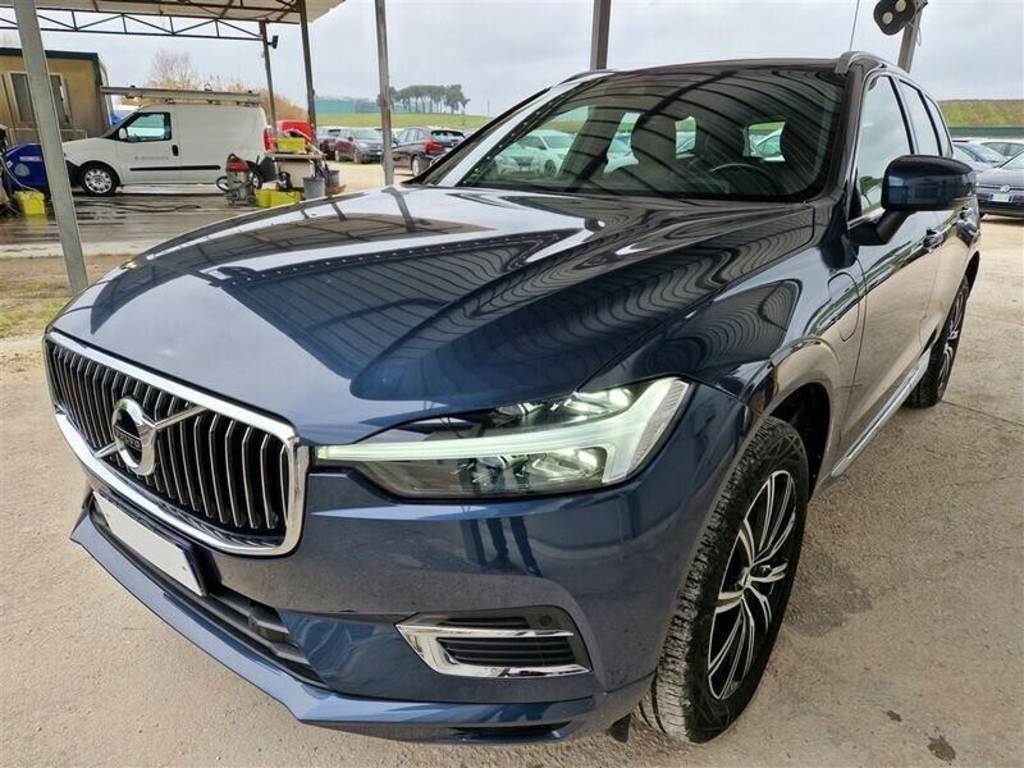 VOLVO XC60 / 2017 / 5P / SUV T6 PLUG-IN AWD AUTO RECHARGE INSCR.