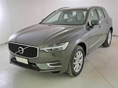 VOLVO XC60 / 2017 / 5P / SUV T8 TWIN ENGINE AWD GEARTR. BUSINESS PLUS