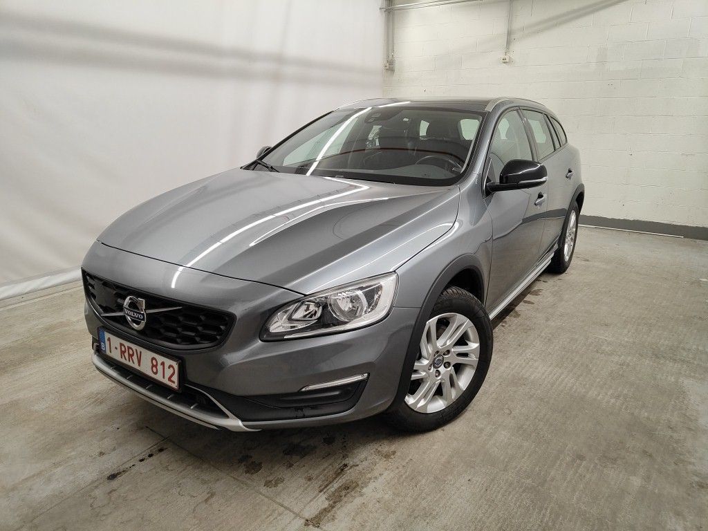 Volvo V60 Cross Country D3 Momentum 5d