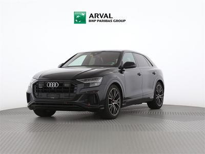 Audi Q8 55 TFSI quattro tiptronic 5d