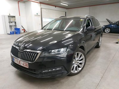 Skoda Superb combi SUPERB COMBI CRTDI 120PK DSG7 Ambition Pack Corporate &amp; Ventilated &amp; Heated Seats &amp; PDC Front &amp; Rear &amp; Removable Towing Hook