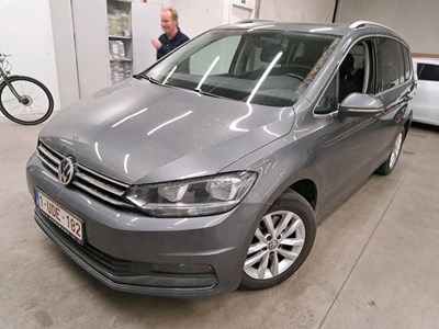 Volkswagen Touran TOURAN TDi SCR 115PK Highline Pack Business Plus &amp; Discover Media Nav &amp; Easy Open &amp; Rear Parking Camera