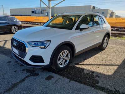 AUDI Q3 / 2018 / 5P / SUV 35 TDI S TRONIC BUSINESS