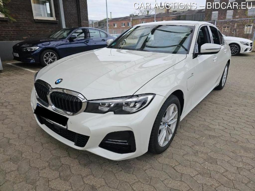 BMW Baureihe 3 Lim. 330 e M Sport 2.0 185KW AT8 E6d