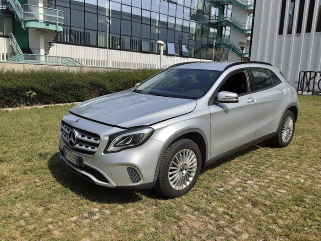 Mercedes-Benz GLA GLA 220 d Automatic 4MATIC Bus. Extra