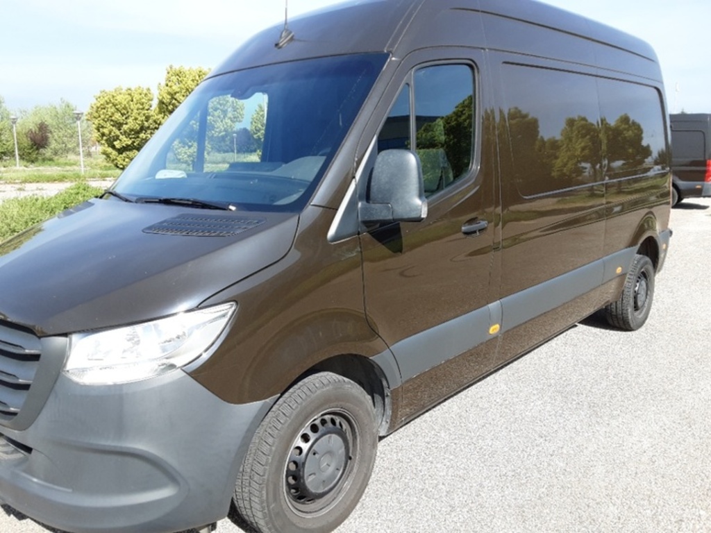 Mercedes-Benz SPRINTER 311 CDI F39/33 t.alto p.m. tr.ant.