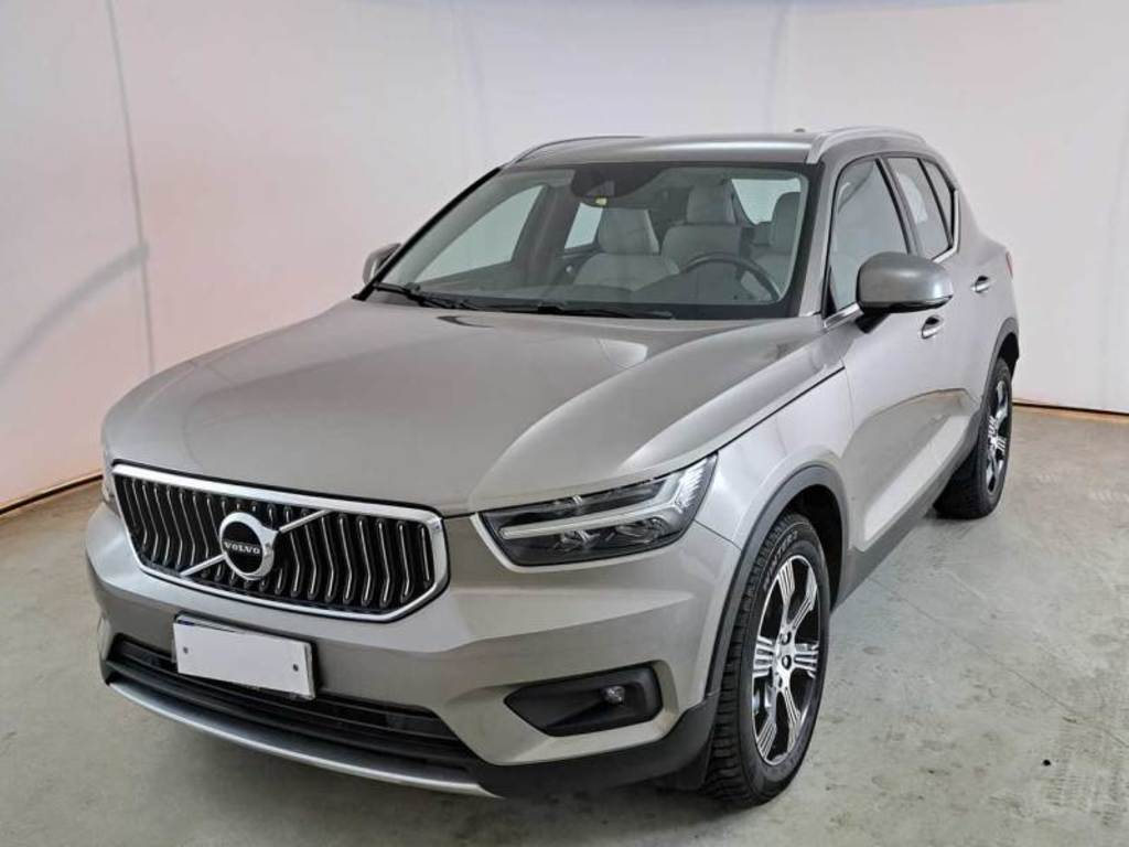 VOLVO XC40 / 2017 / 5P / SUV D3 AWD GEARTRONIC INSCRIPTION MY21