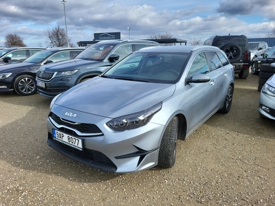 ceed (2019) Ceed SW 1.5 T-GDI 118 Top