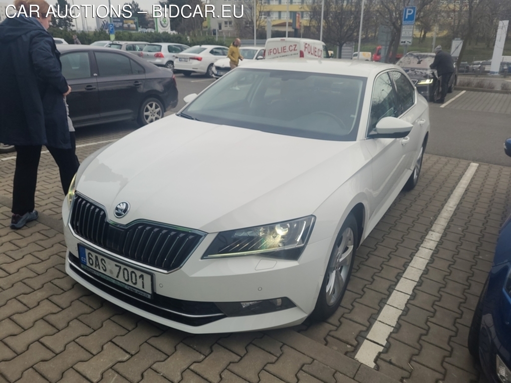 Superb (3V3)(2015) Superb 2.0TDI 110 Ambition AP