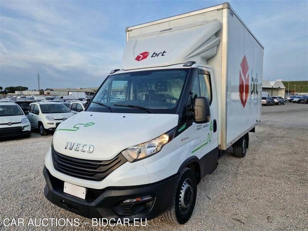 IVECO DAILY / 2021 / 2P / CABINATO 35S14N METANO CNG 3750 QUAD-LEAF RS