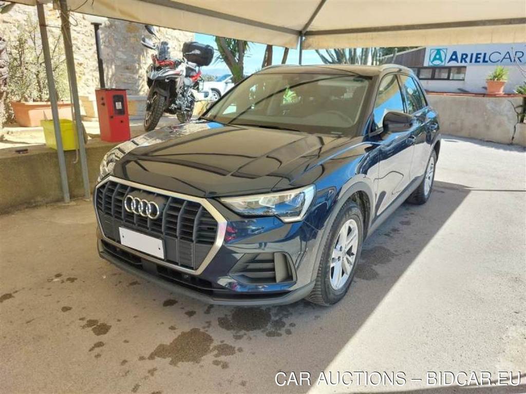 AUDI Q3 / 2018 / 5P / SUV 35 TDI S TRONIC BUSINESS