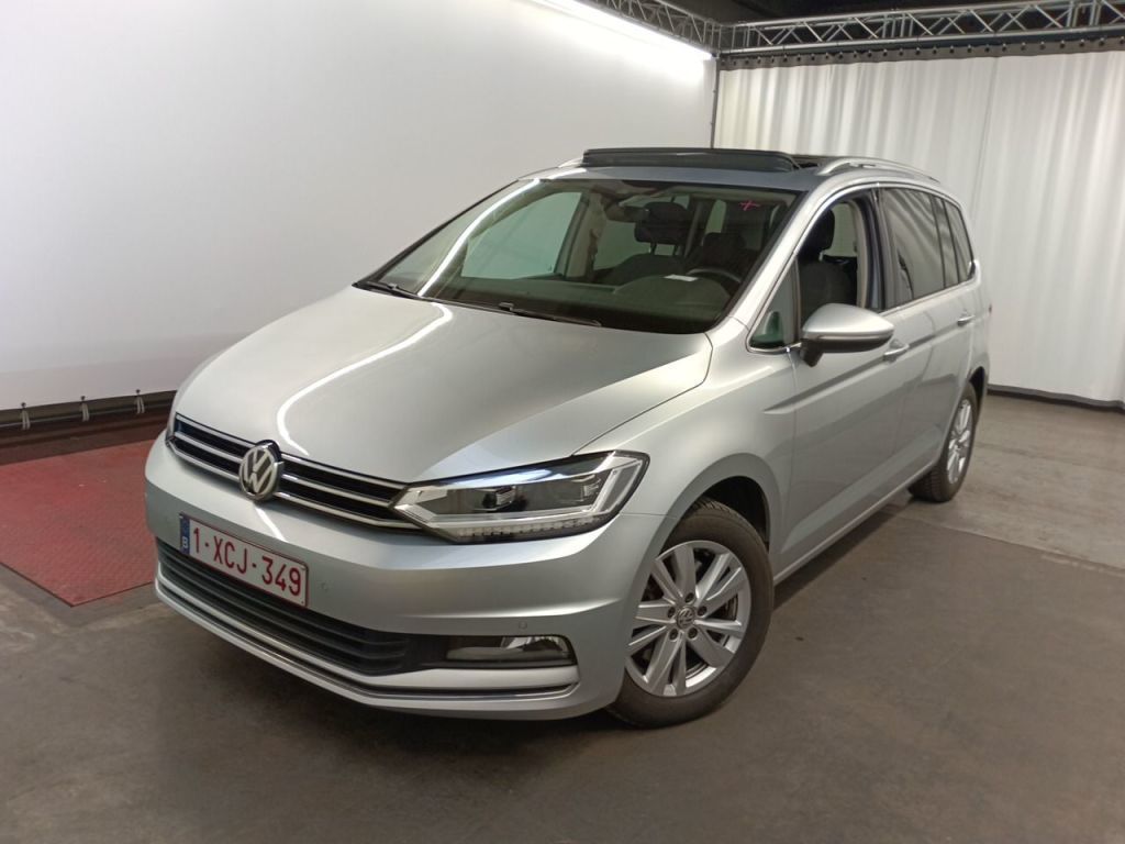 Volkswagen Touran 1.5 TSi Highline DSG 5d
