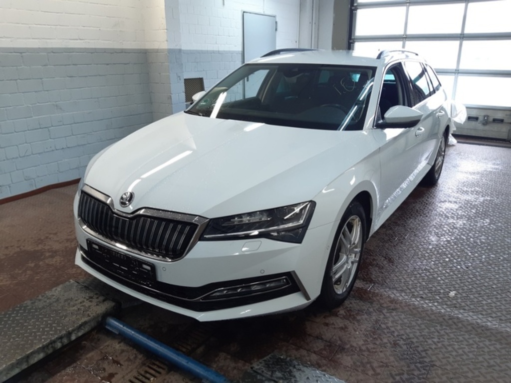 Skoda SUPERB 1.4 TSI iV DSG AMBITION COMBI