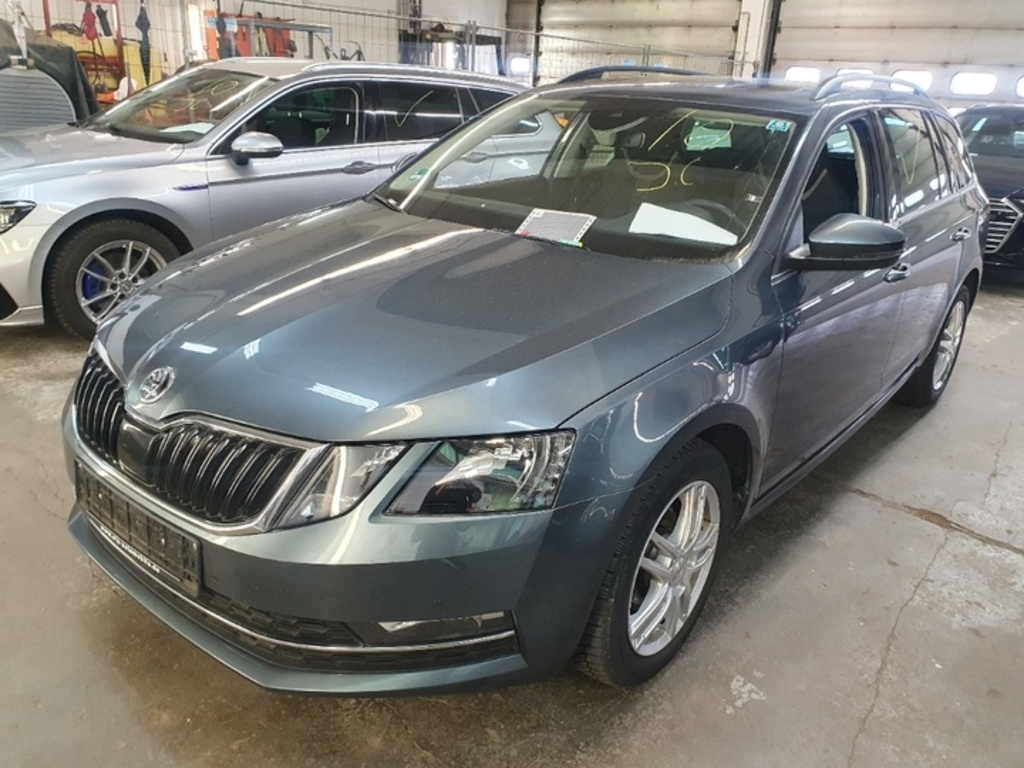 Skoda OCTAVIA 1.6 TDI SCR DSG Style Combi