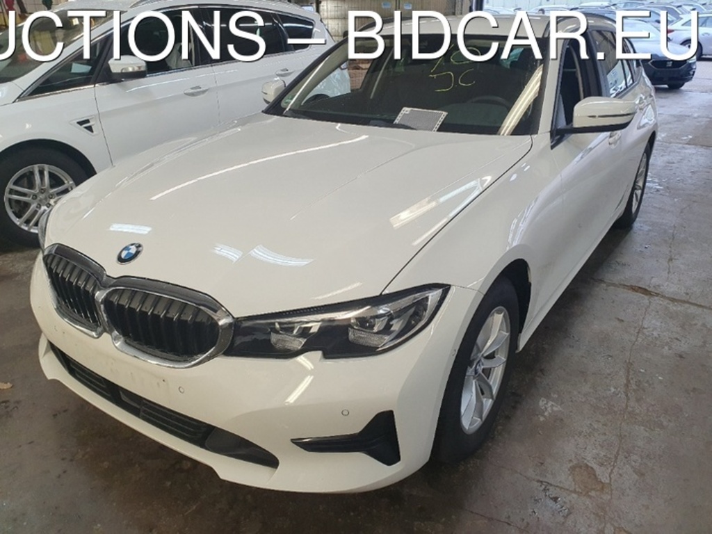BMW 3ER-REIHE 318d Touring Advantage