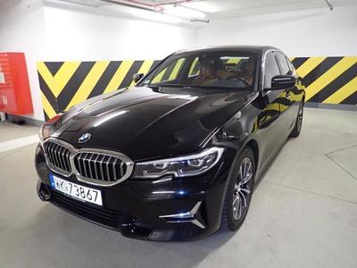 BMW Seria 3 BMW Serii 3 330i Luxury Line aut 4D