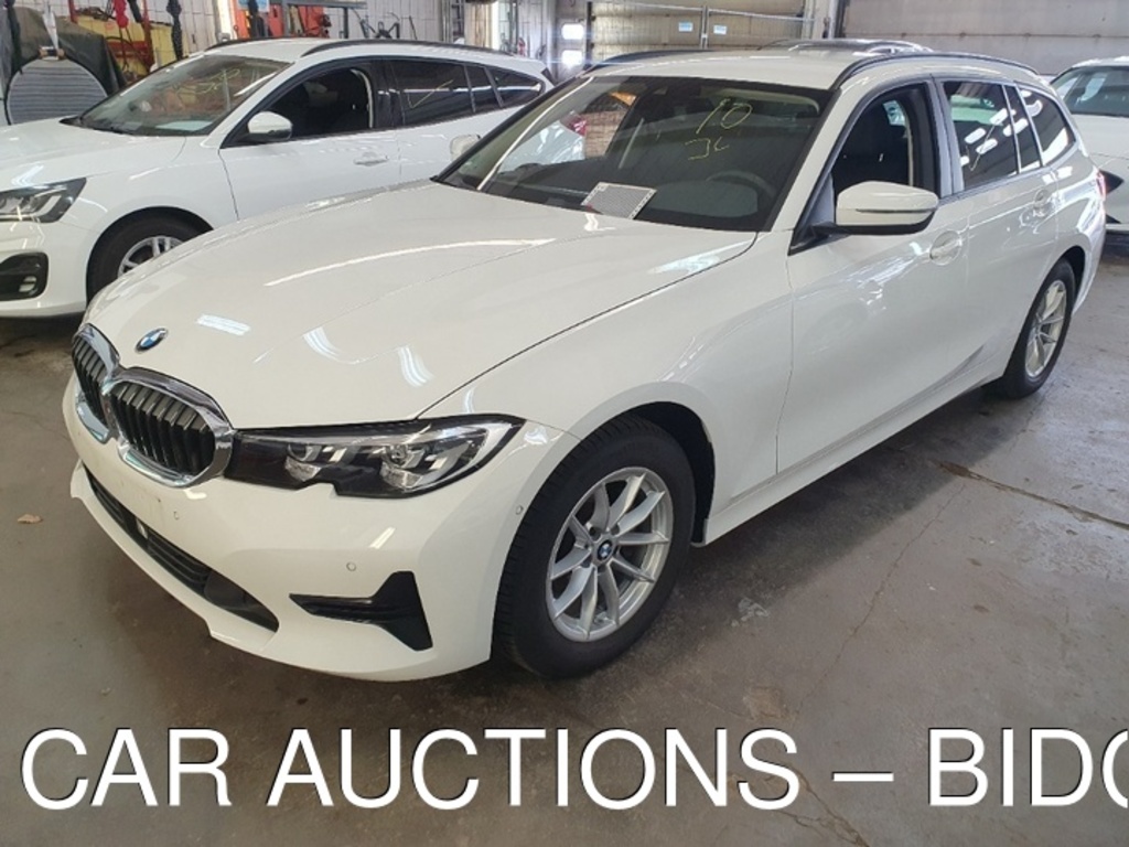 BMW 3ER-REIHE 318d Touring Advantage